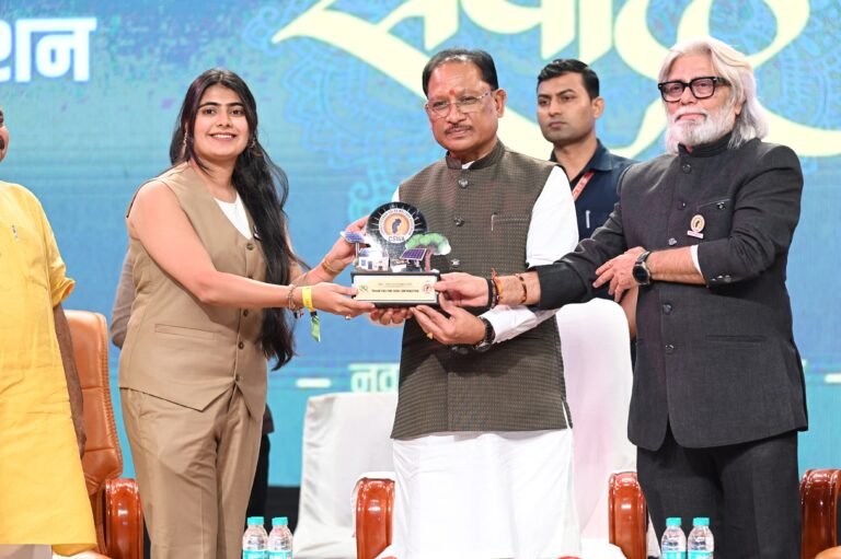 सौर ऊर्जा के क्षेत्र में छत्तीसगढ़ बनेगा देश का अग्रणी राज्य : मुख्यमंत्री श्री विष्णु देव साय,